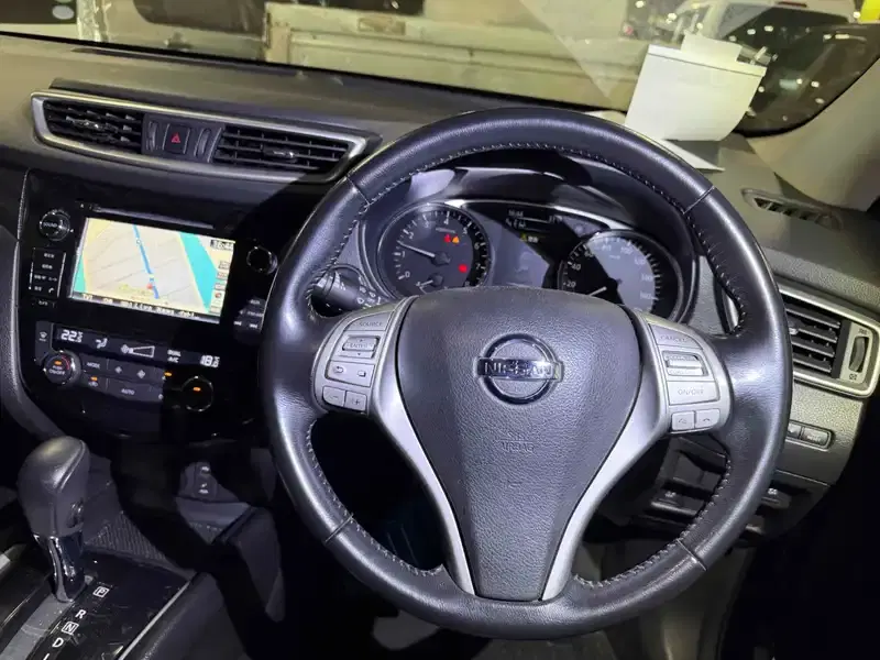 NISSAN X-TRAIL 20X EMERGENCY BRAKE PACKAGE Image 10