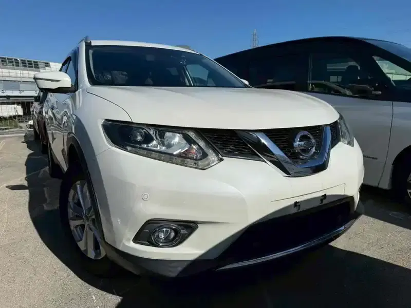 NISSAN X-TRAIL 20XT Image 6