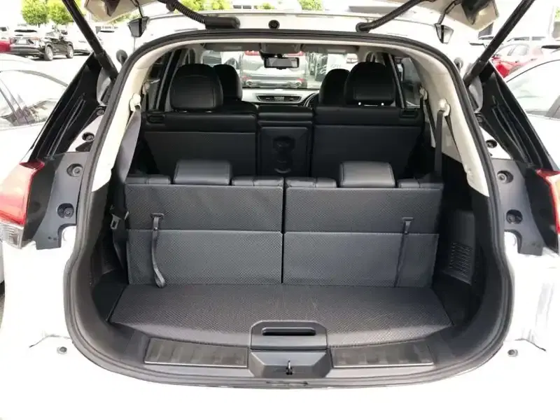 NISSAN XTRAIL 20XI 7ST Image 10