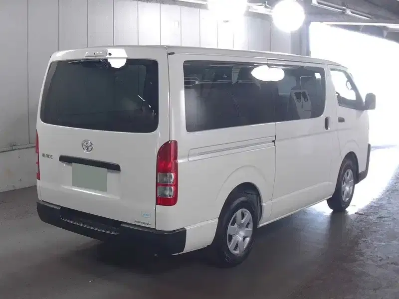 TOYOTA HIACE VAN 5D LONG DX Image 5