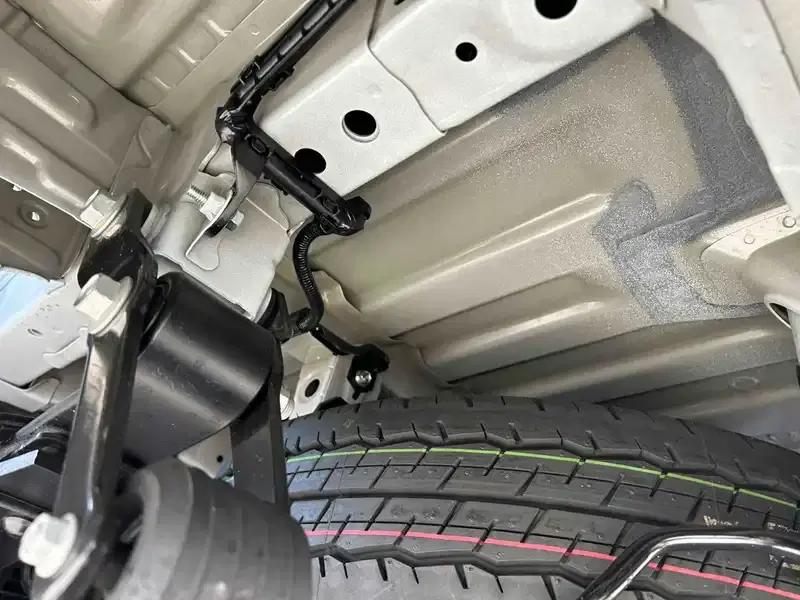 TOYOTA HIACE VAN LONG DX GL PACKAGE Image 21