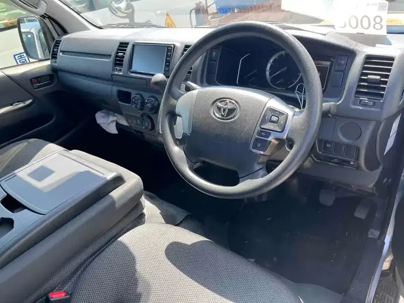 TOYOTA HIACE VAN 5D LONG DX GL PACKAGE JUSTLOW Image 9