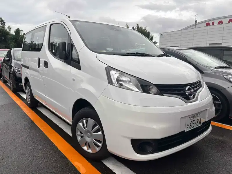NISSAN NV200 VX Image 6