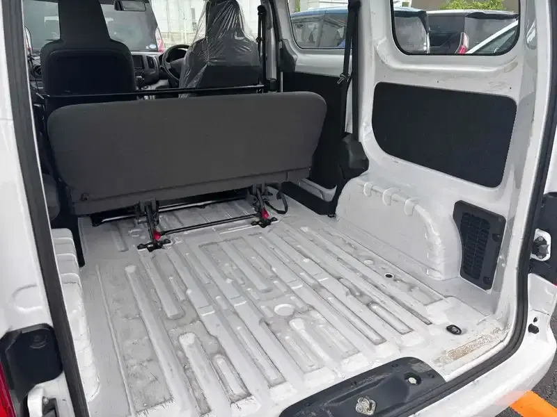 NISSAN NV200 VX Image 10