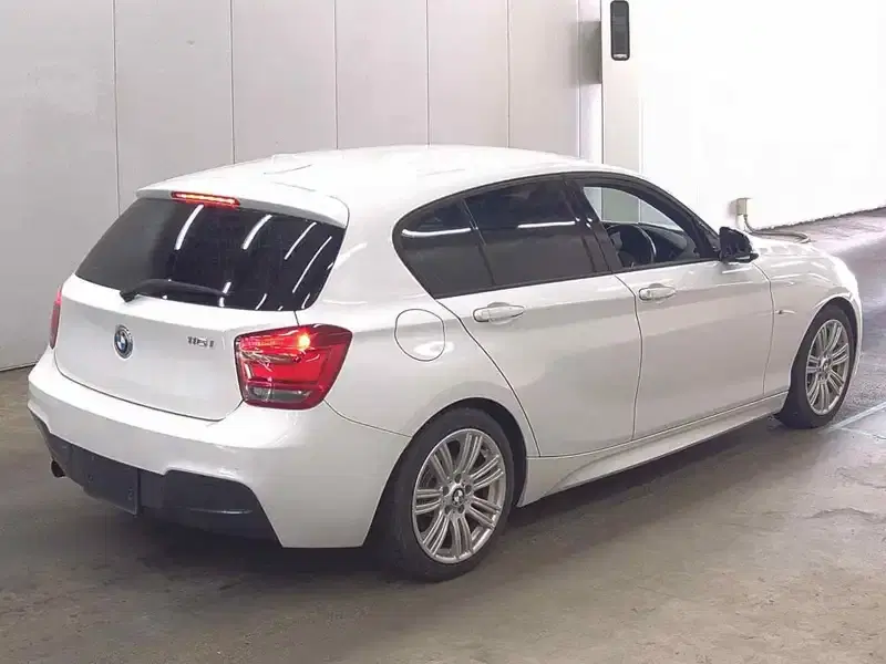 BMW 1 SERIES 116I M-SPORT Image 5