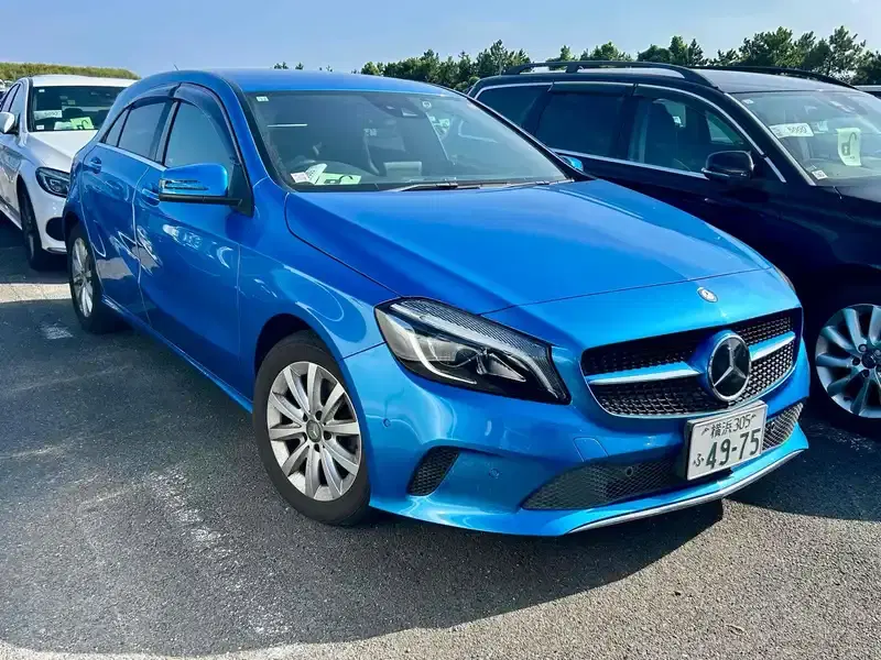 MERCEDES BENZ BENZ A CLASS A180 Image 1
