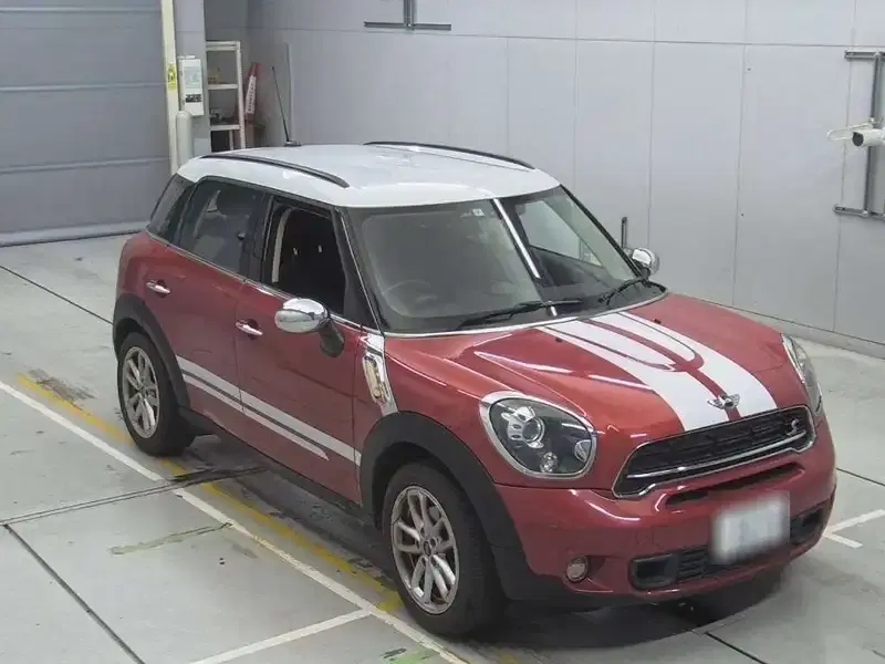 BMW MINI COOPER SD CROSSOVER Image 8