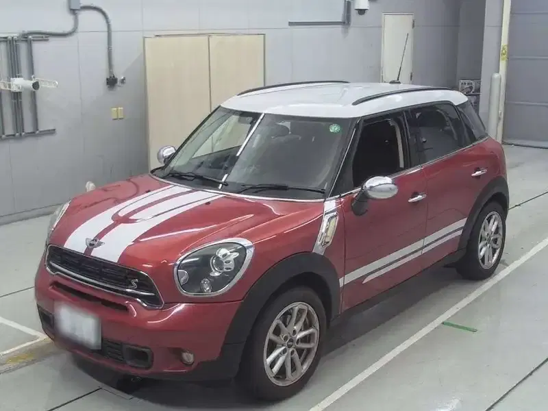 BMW MINI COOPER SD CROSSOVER Image 3