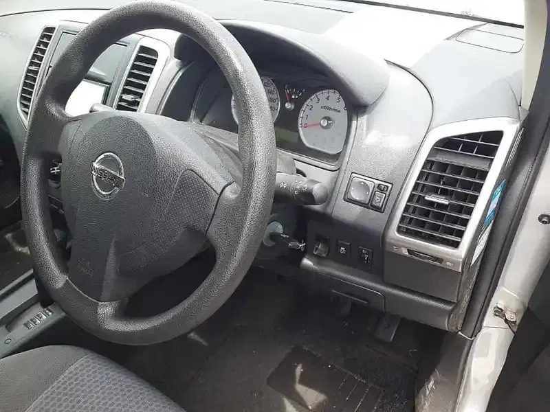 NISSAN WINGROAD 15S Image 3