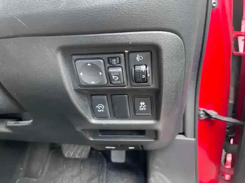 NISSAN JUKE 15RX PERSONARIZATION Image 11