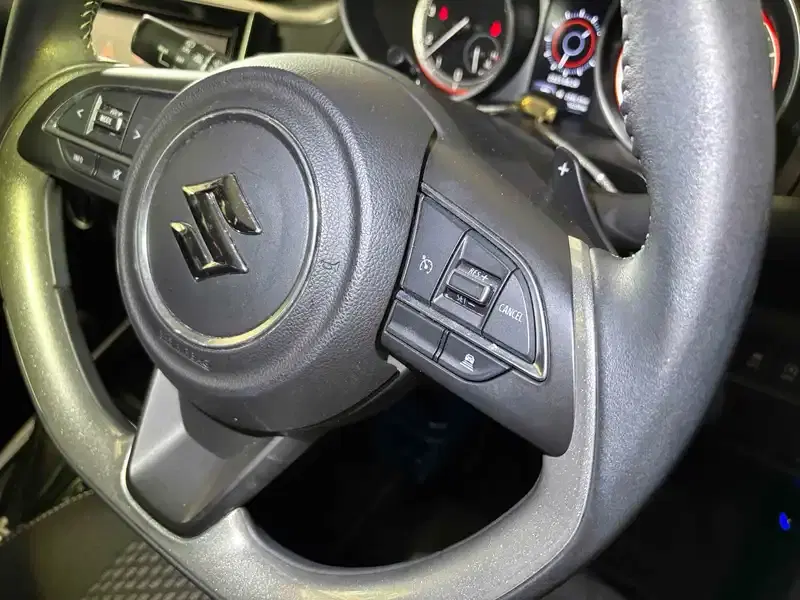 SUZUKI SWIFT 5D HYBRID RS Image 12