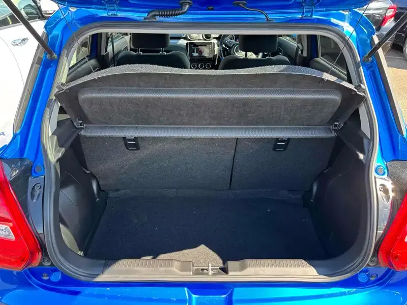 SUZUKI SWIFT HYBRID ML SAFETY PKG Image 31