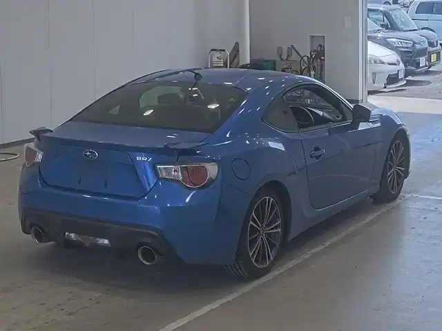 SUBARU BRZ S Image 4