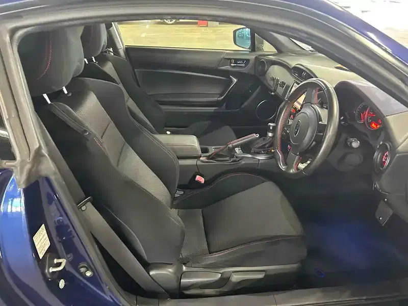 SUBARU BRZ S Image 12