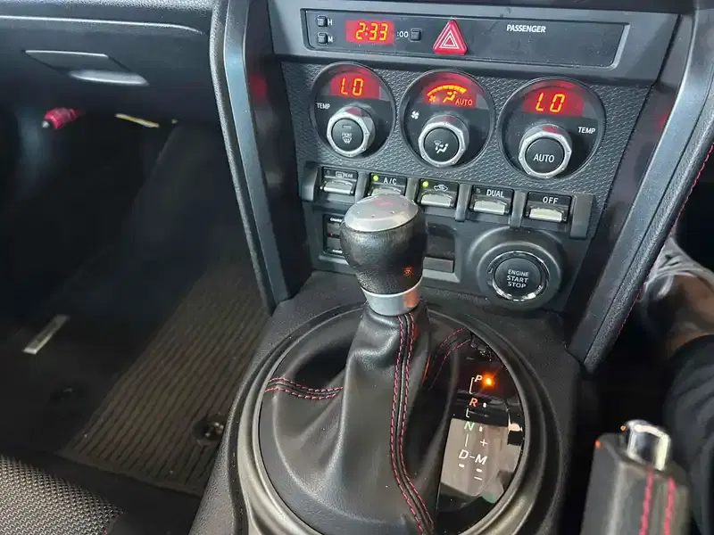 SUBARU BRZ S Image 16