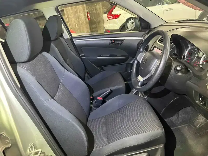 SUZUKI SWIFT XG Image 7