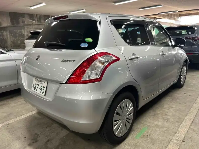 SUZUKI SWIFT XG Image 2