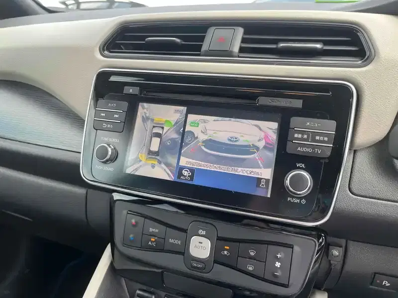 NISSAN LEAF G Image 6