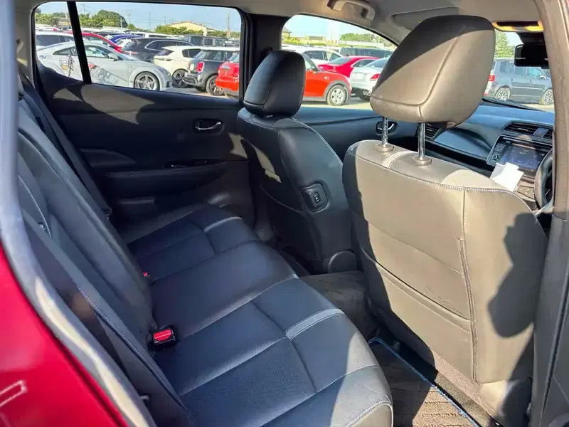 NISSAN LEAF G Image 11
