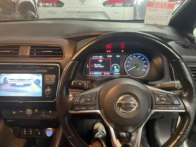 NISSAN LEAF X 10 THOUSAND UNITS MEMORIAL C Image 7
