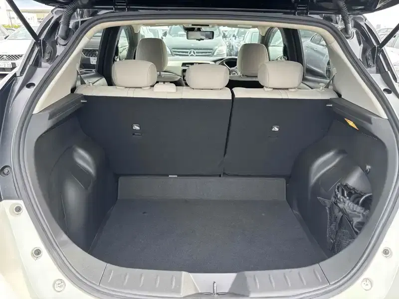 NISSAN LEAF G Image 11