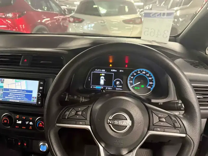 NISSAN LEAF  Image 9