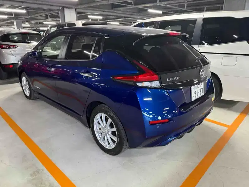 NISSAN LEAF  Image 8