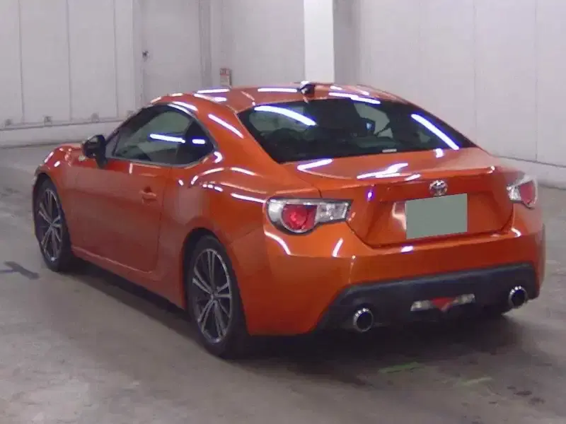 TOYOTA 86 GT Image 2