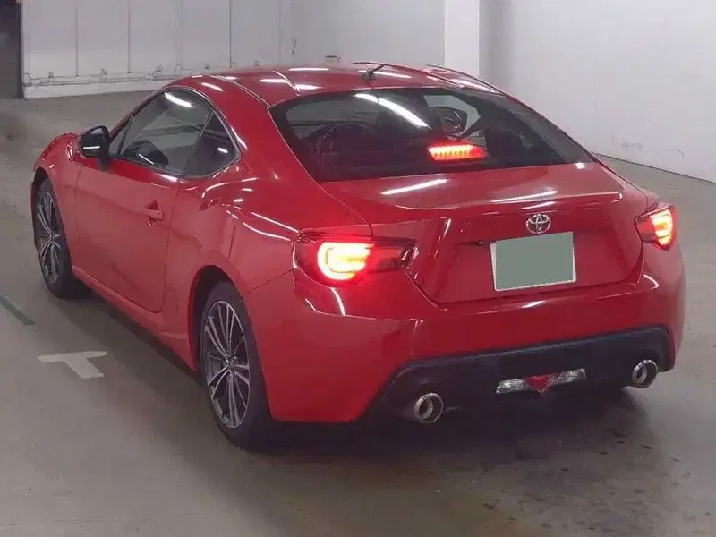 TOYOTA 86 GT Image 4