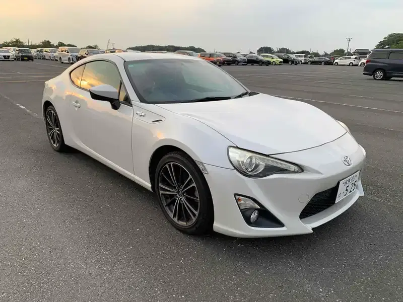 TOYOTA 86 GT Image 1