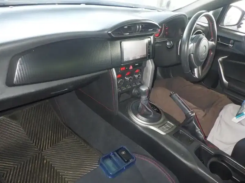 TOYOTA 86 GT Image 5