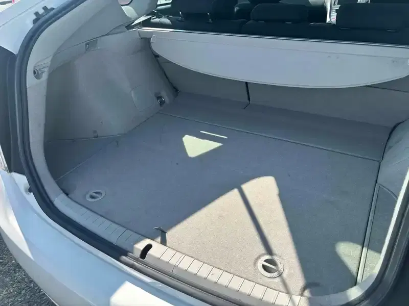 TOYOTA PRIUS S Image 18