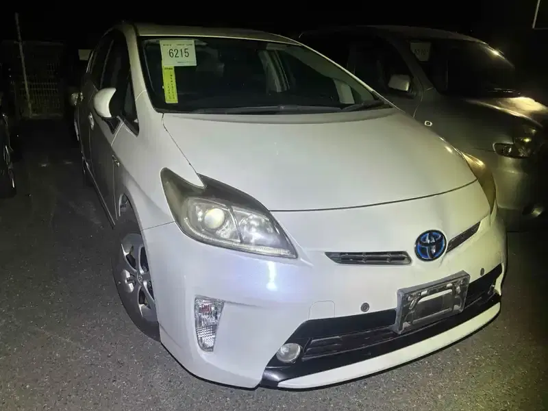 TOYOTA PRIUS S Image 9