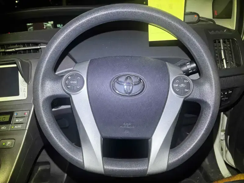 TOYOTA PRIUS S Image 15