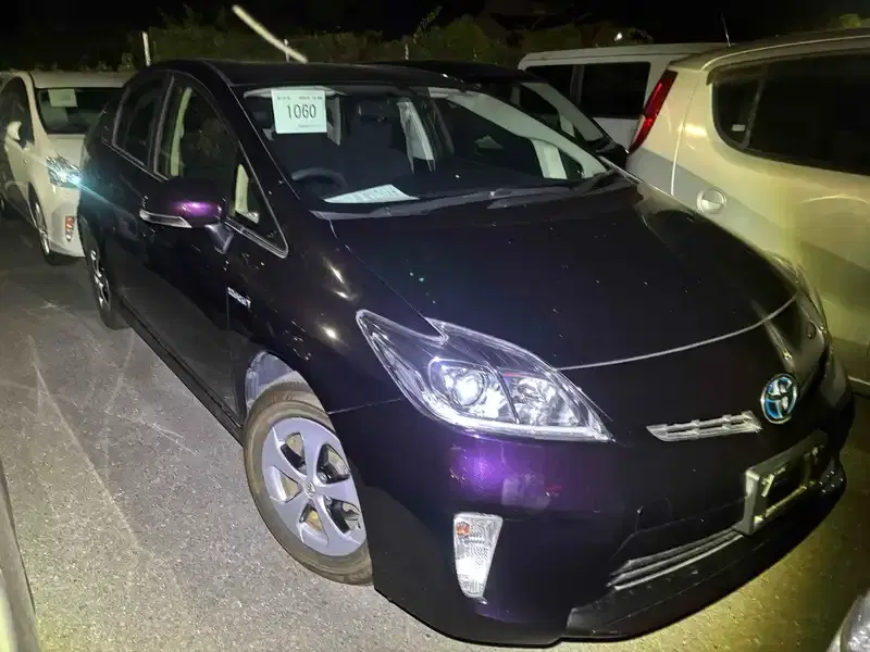 TOYOTA PRIUS S Image 9