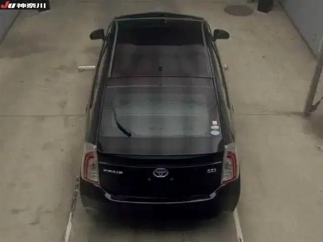 TOYOTA PRIUS S Image 5