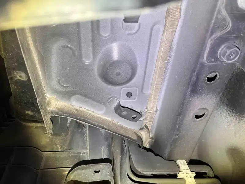 TOYOTA PRIUS S Image 25