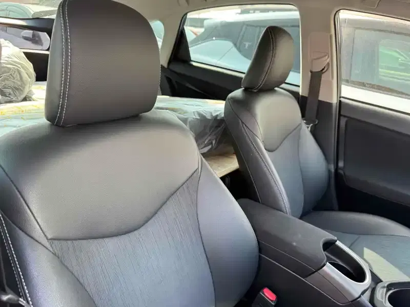 TOYOTA PRIUS G Image 14