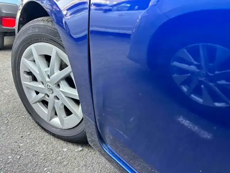 TOYOTA PRIUS G ALPHA Image 13