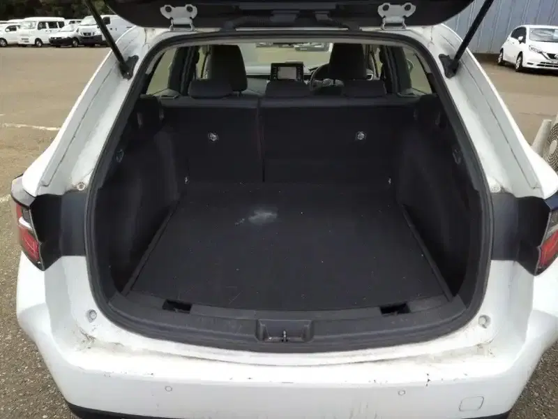 TOYOTA COROLLA TOURING HV Image 4