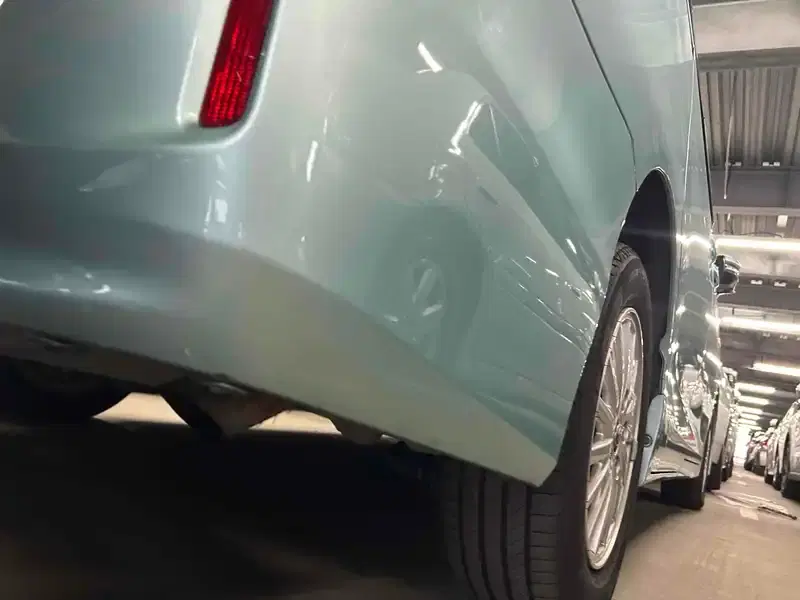 TOYOTA VOXY HYBRID V Image 16