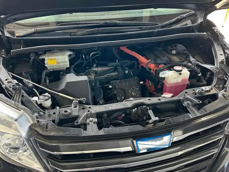 TOYOTA NOAH HYBRID G Image 15