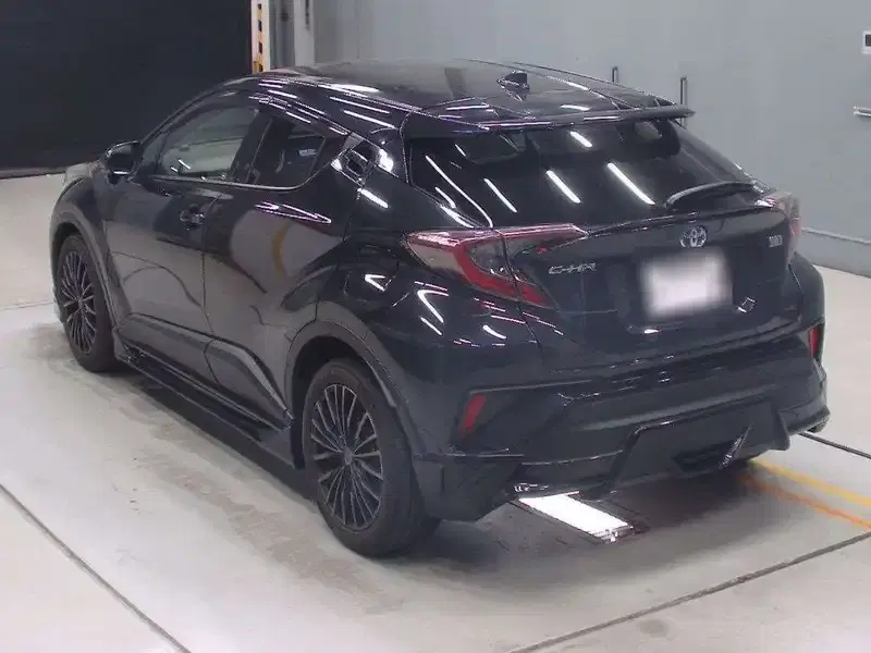 TOYOTA C-HR G Image 7