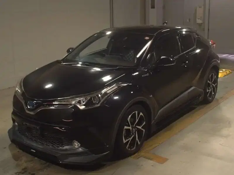 TOYOTA C-HR G Image 3